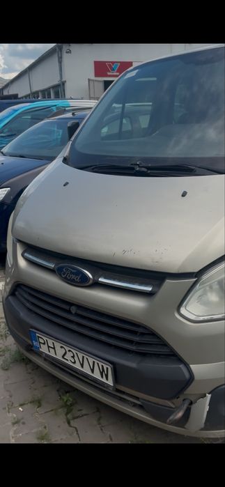 Ford tranzit custom