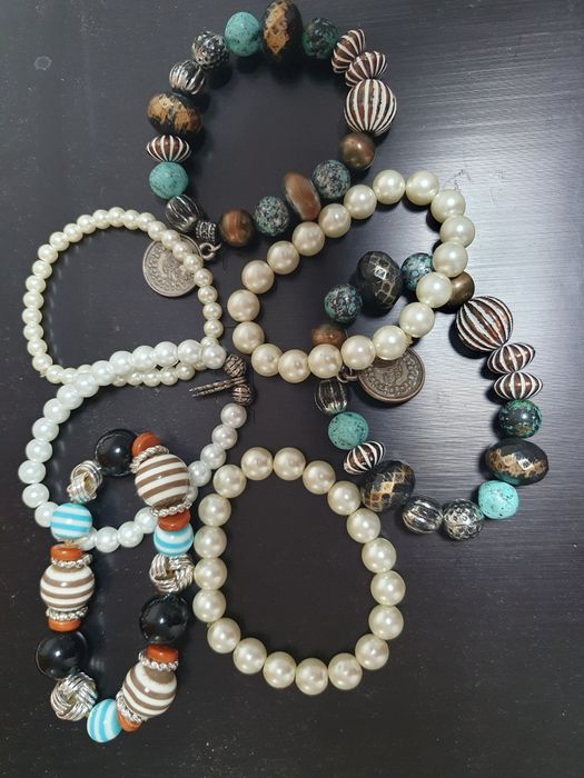 Браслеты продам. Разные