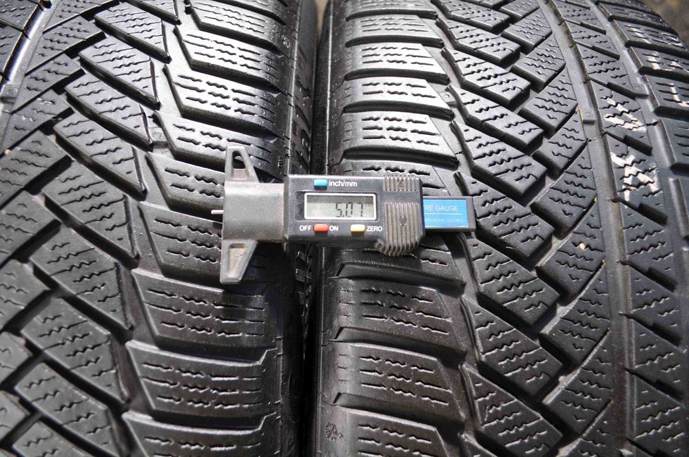 SET 2 Anvelope Iarna 235/45 R18 CONTINENTAL WinterContact TS850 P 98V