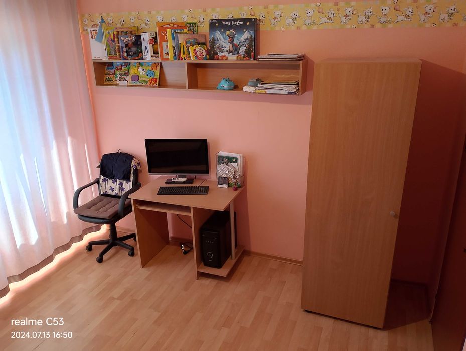 Мебели за детска гардероб, кошара, бюро, тв маса, етажерки