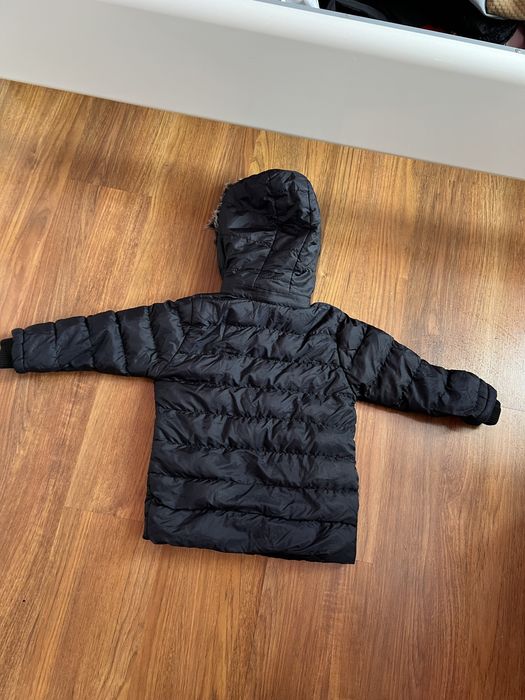 Куртка на 5,6 лет