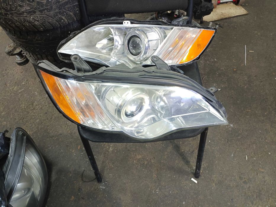 Фары Subaru outback 2008-9 USA американец