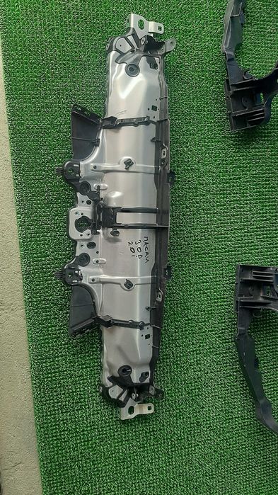 panou frontal trager porsche macan