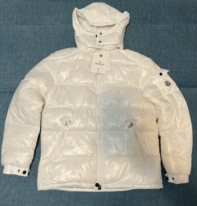 Geaca moncl€€r puffer alb si negru de iarna marimea L