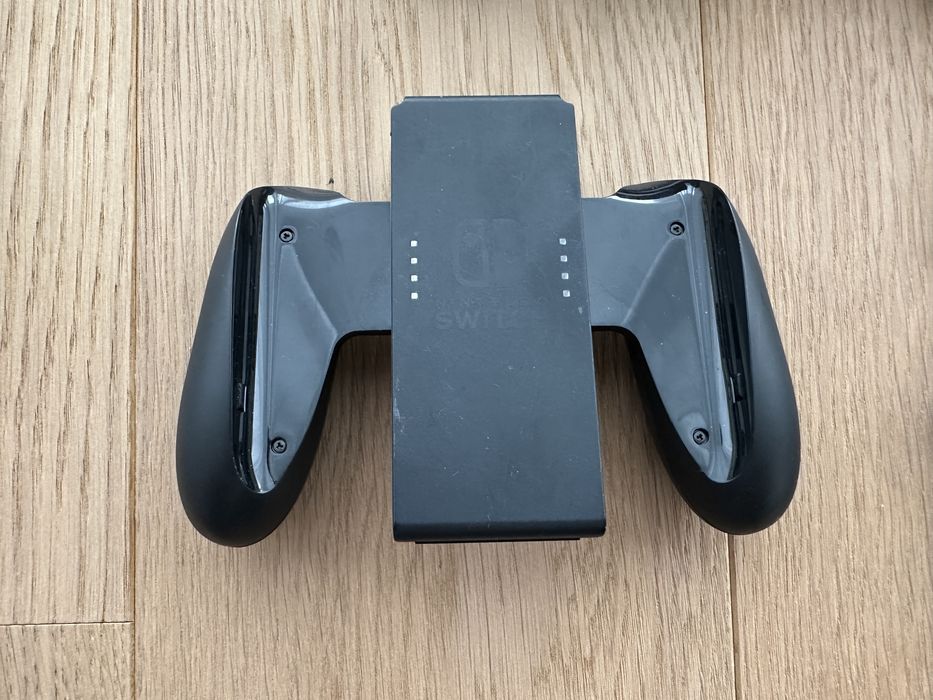 Consola Nintendo Switch OLED cu accesorii