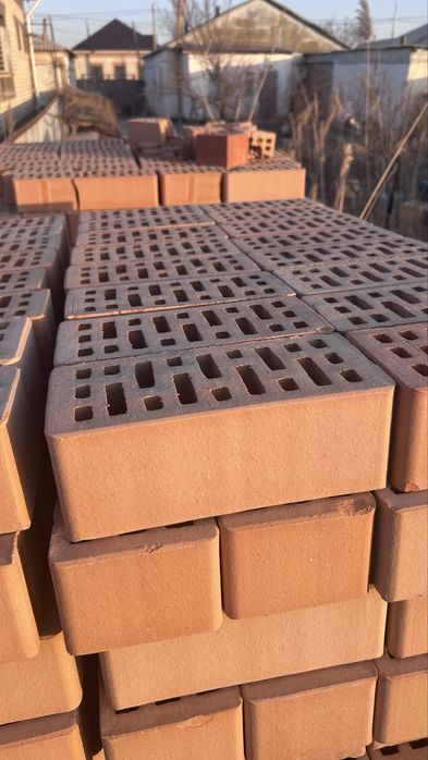 Керпичь персик цвет