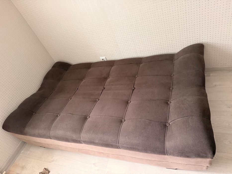 Продам диван компактное