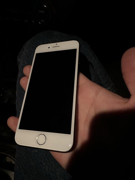 Iphone 8 64gb 77%