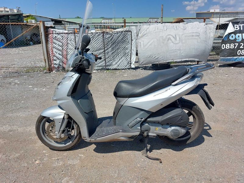 Aprilia Sportcity Cube Aприлия Спортсити Скутер мотопед мотор НА ЧАСТИ