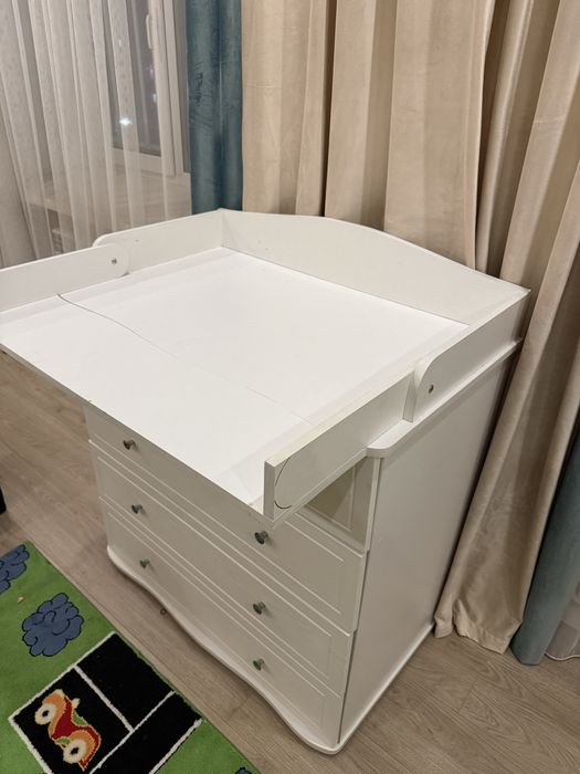 Пеленальный комод с раскладным столиком