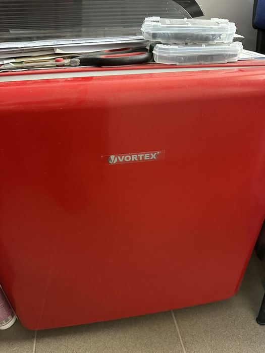 Mini frigider vortex
