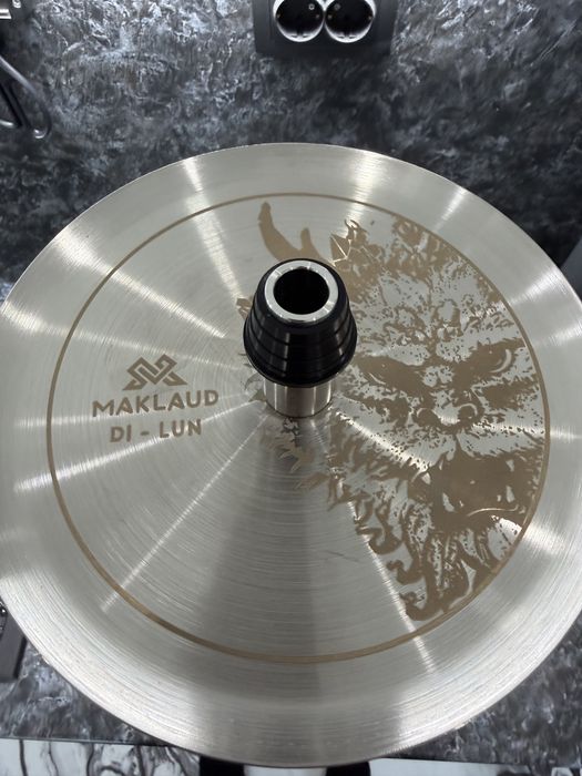 Maklaud Helios Di-Lun Gold Red Eyes
