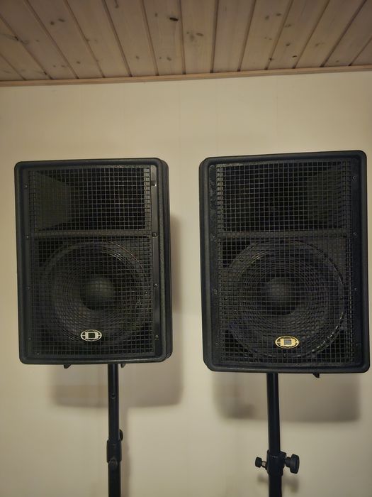 Boxe Dynacord d11a si mixer Mackie  ( fbt rcf yamaha)