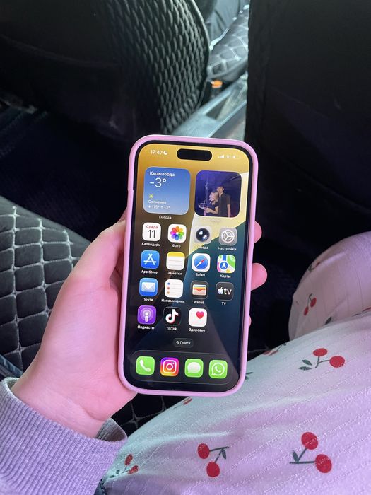 iPhone 15 Айфон.