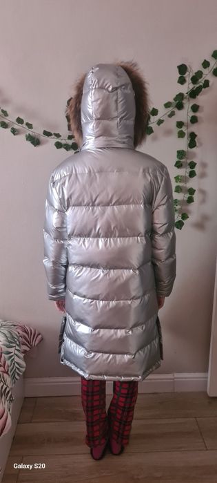 Пуховик на девочку