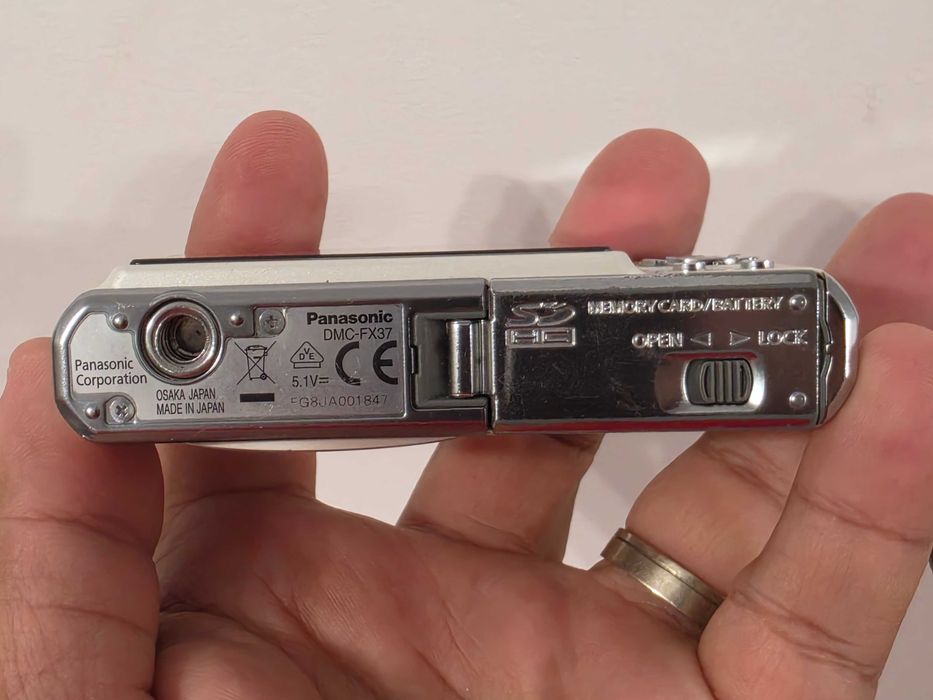 Aparat foto compact digital Lumix FX37 10MP 5xZoom