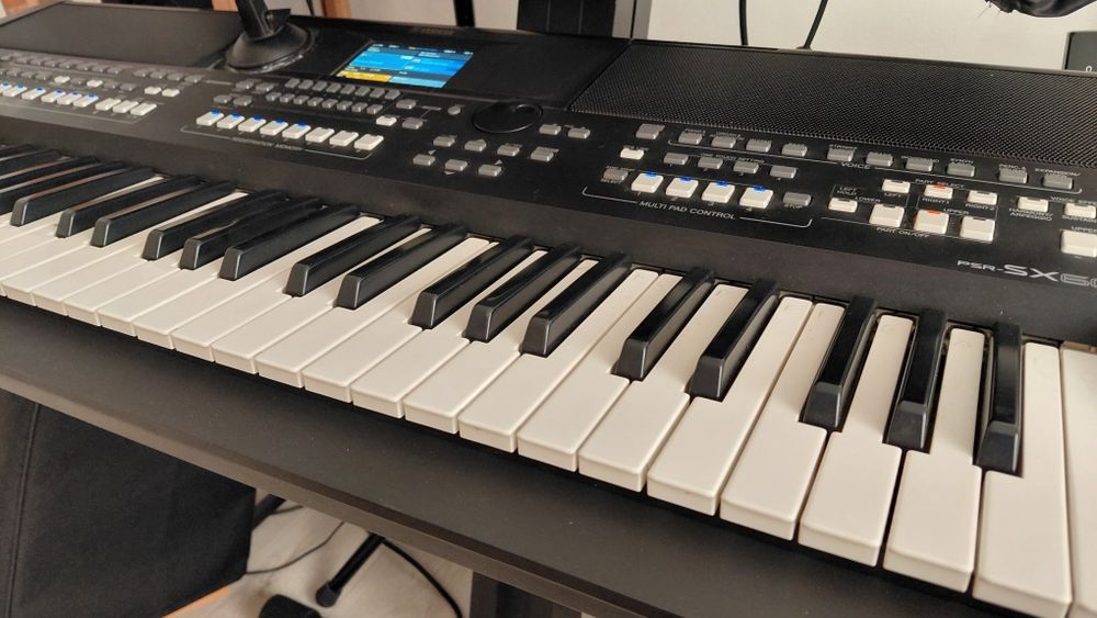 Orga Yamaha profesionala