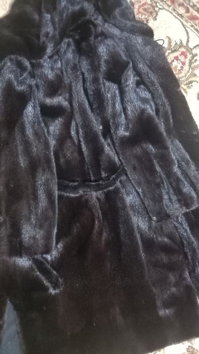 Норковая шуба 48 размер.