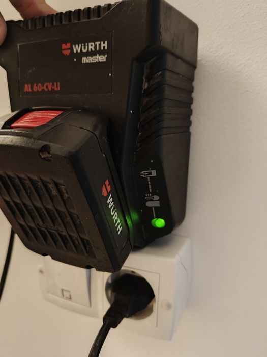 Vând acumulator Wurth Bosch 14,4v , în stare foarte buna jucărie