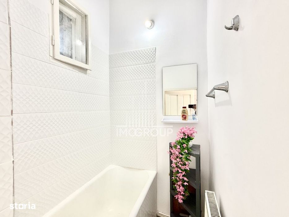Apartament cu 2 camere | Zona Ultracentrala | Parcare | Etaj 1 | Pod |