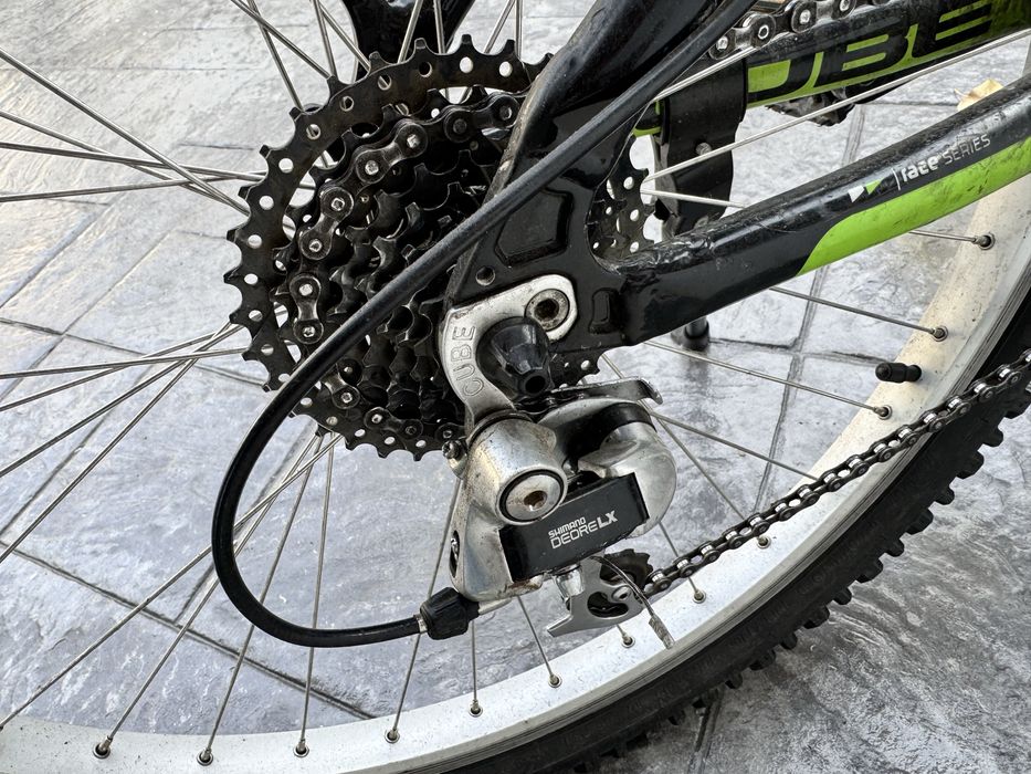 Bicicleta Cube Race 260