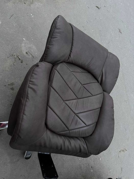 Президентски офис стол Carmen 6100