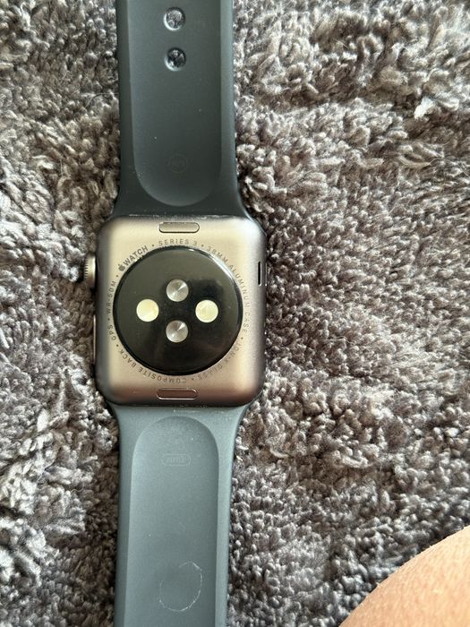 Продаю Apple Watch 3. 38 мм