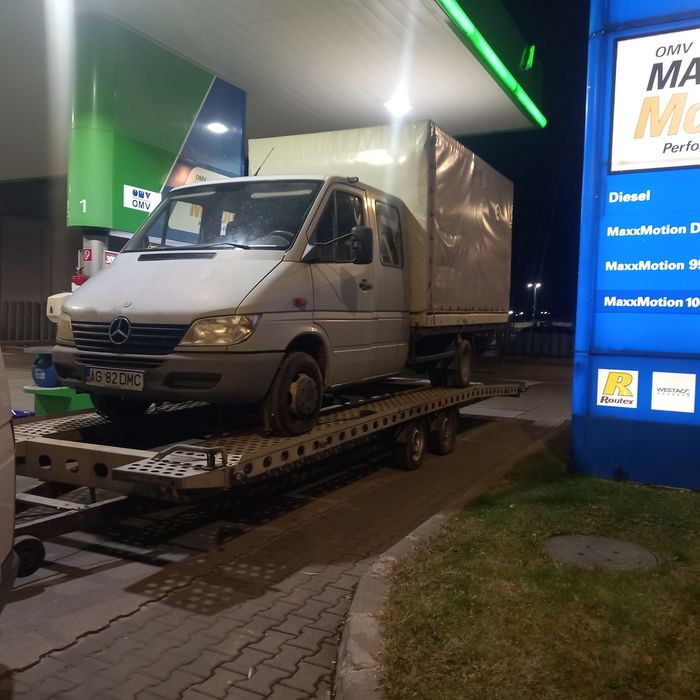 Vând  sprinter 413 an 2000