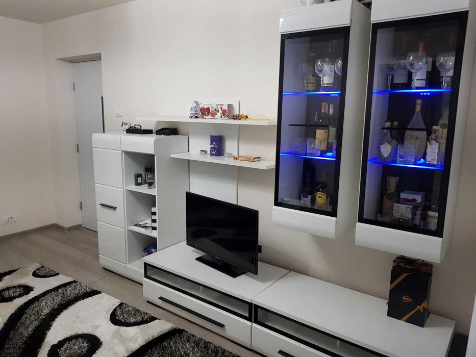 Apartament 3 camere, 2/4, bloc caramida, Vlaicu, loc de parcare
