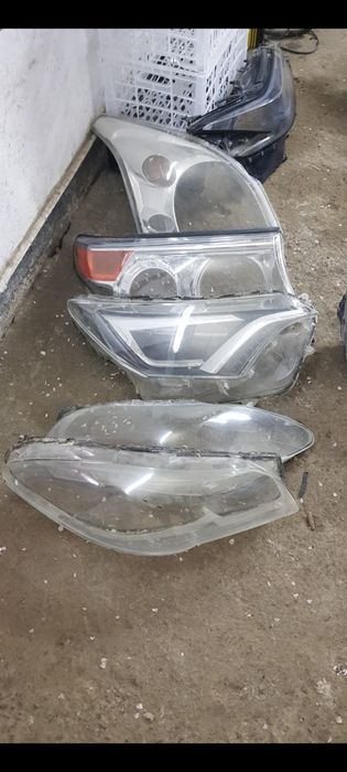 Фары на ленд крузер 200 рест