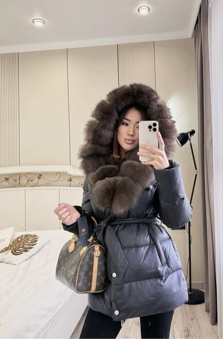 В наличии Шубка , Куртка