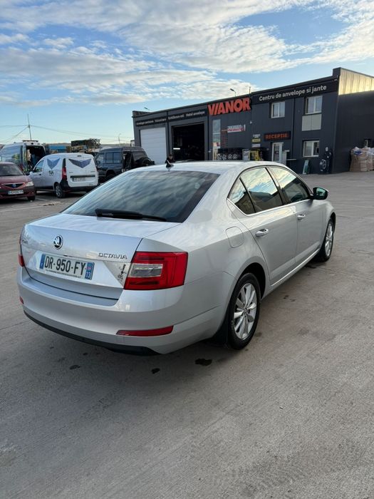 Vând Skoda Octavia 3 Mega Full