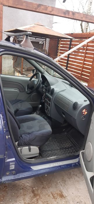 Vând Dacia Logan 1.4MPI