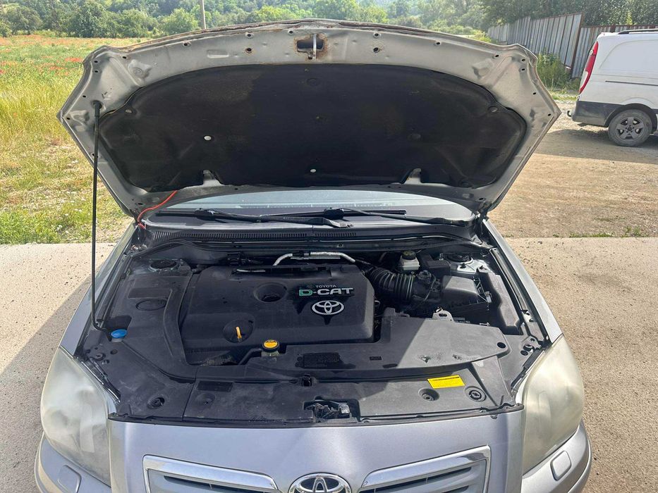 НА ЧАСТИ Toyota Avensis 2.2 D-Cat 177к.с 2007г