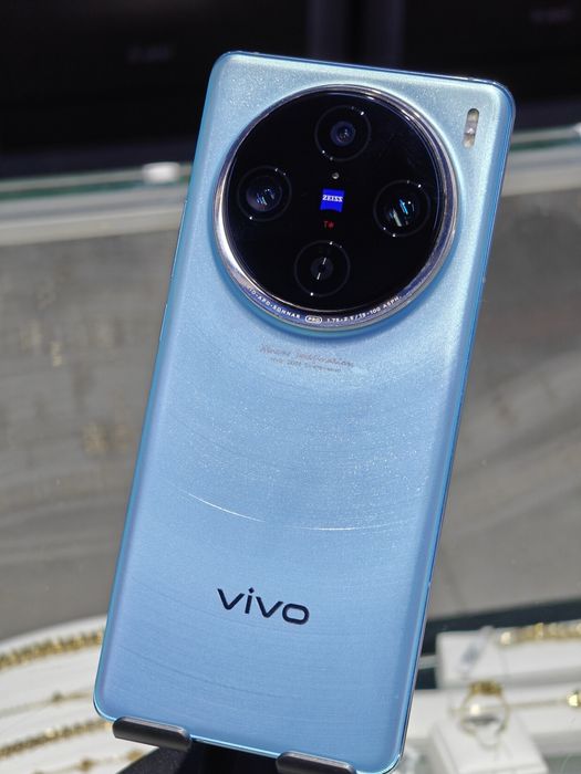 Vivo x100 pro 12/256