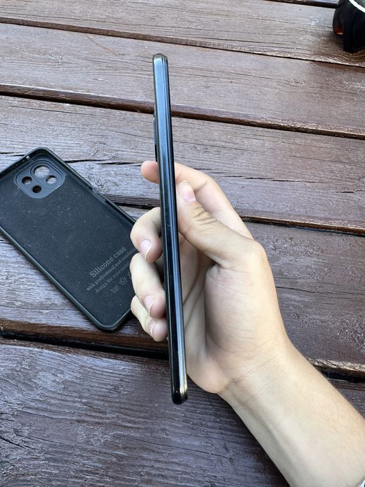 Продам Xiaomi MI11 LITE