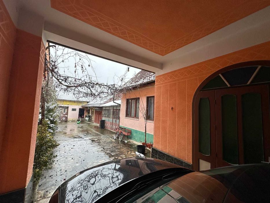 Casă spațioasă în Zervești la 5km de Caransebeș și 20km de Muntele Mic