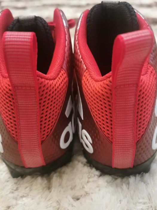 Бутонки футболни обувки Adidas 43 номер