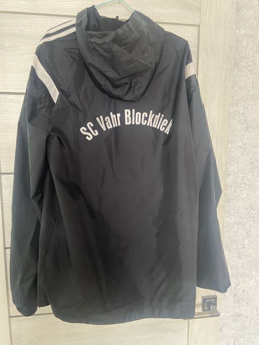 Продам ветровку адидас