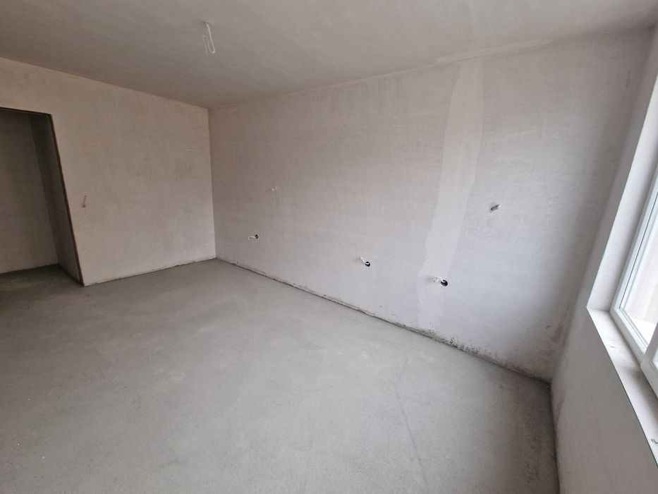 Тристаен апартамент за продажба в кв. Еленово, гр. Благоевград