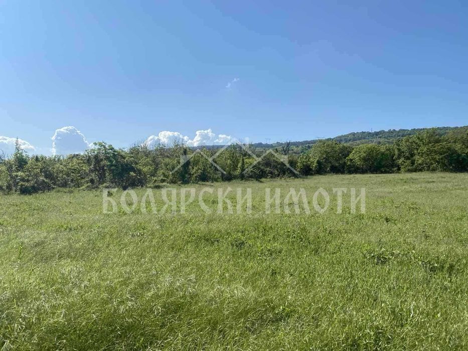 Голям парцел до Горна Оряховица