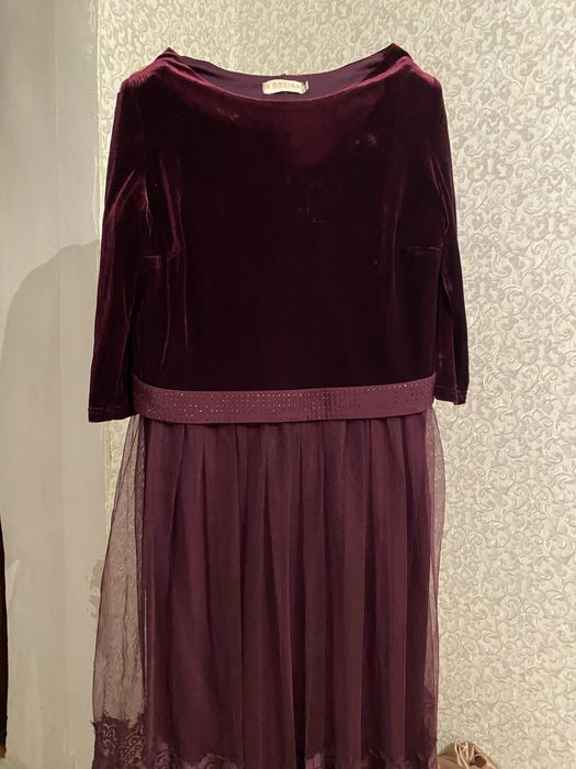 Продаем шубу платье и кардиганы