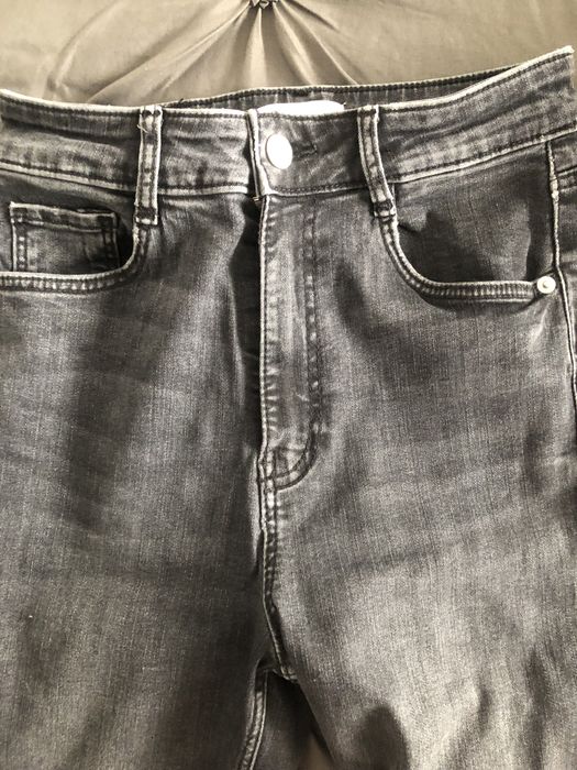 Blugi zara marimea s