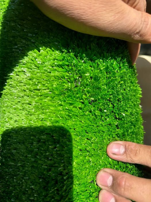 Har xil turdagi gazonlar bor sifati yaxshi Xitoydan keltirilgan qalin