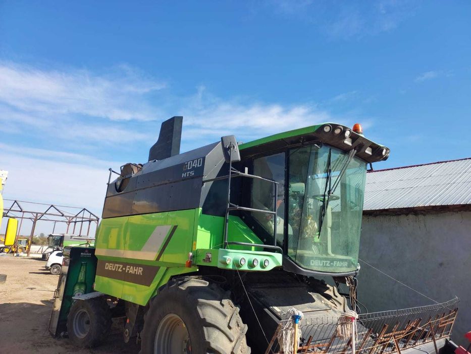 COMBINA DEUTZ FAHR model 6040HTS T4,  ore 3000, 37.000 EURO Negociabil