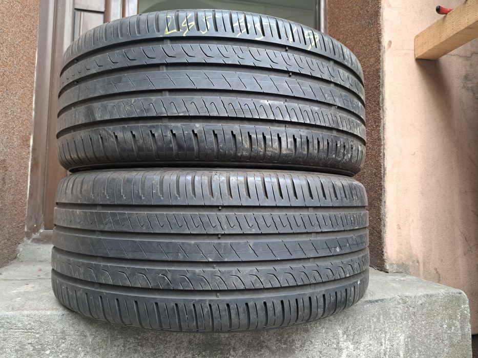 2 anvelope 245/45 R19 Barum