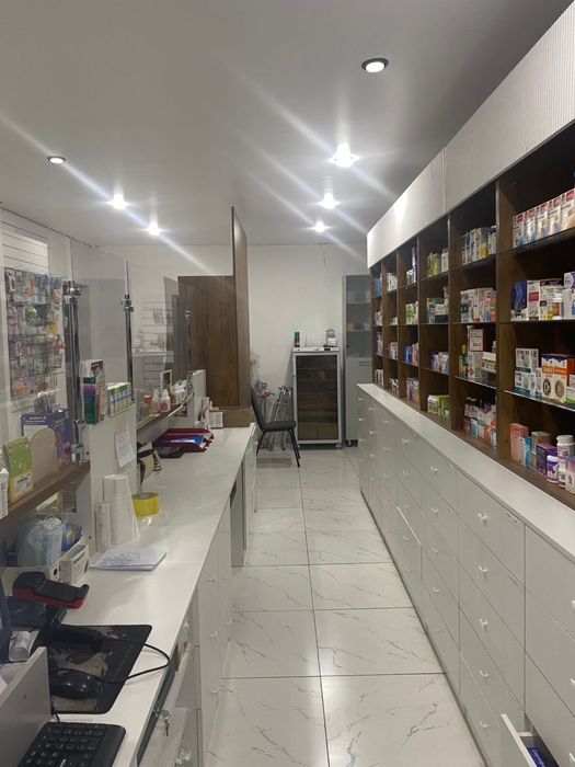 Готовая мебель для аптеки с лицензией