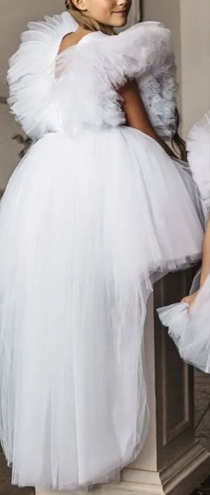 Шикарное платье на девочку