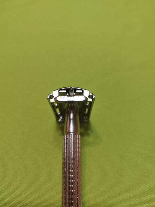 Самобръсначка в перфектно състояние