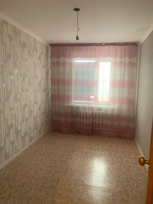 Продам квартиру .